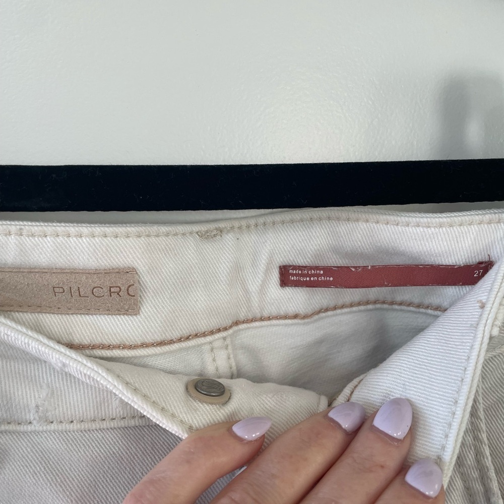 Pilcro Off-White high rise, wide leg jeans, distressed knees, size 27 - Picture 7 of 10